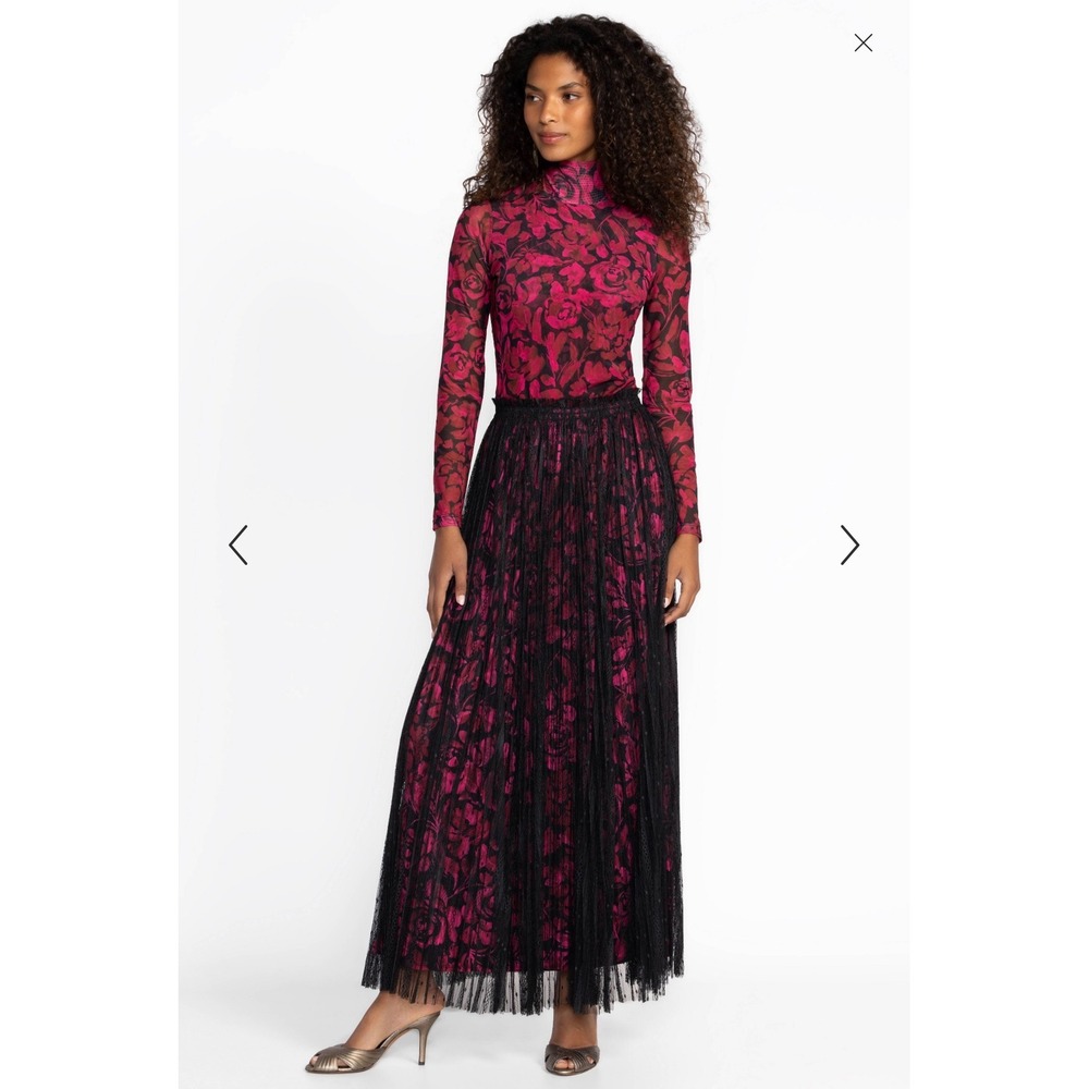 Jade Floral Lace Pleated Maxi Skirt Black Pink M
